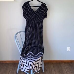 Soma Maxi Dress Black White and Gray Print Sz M